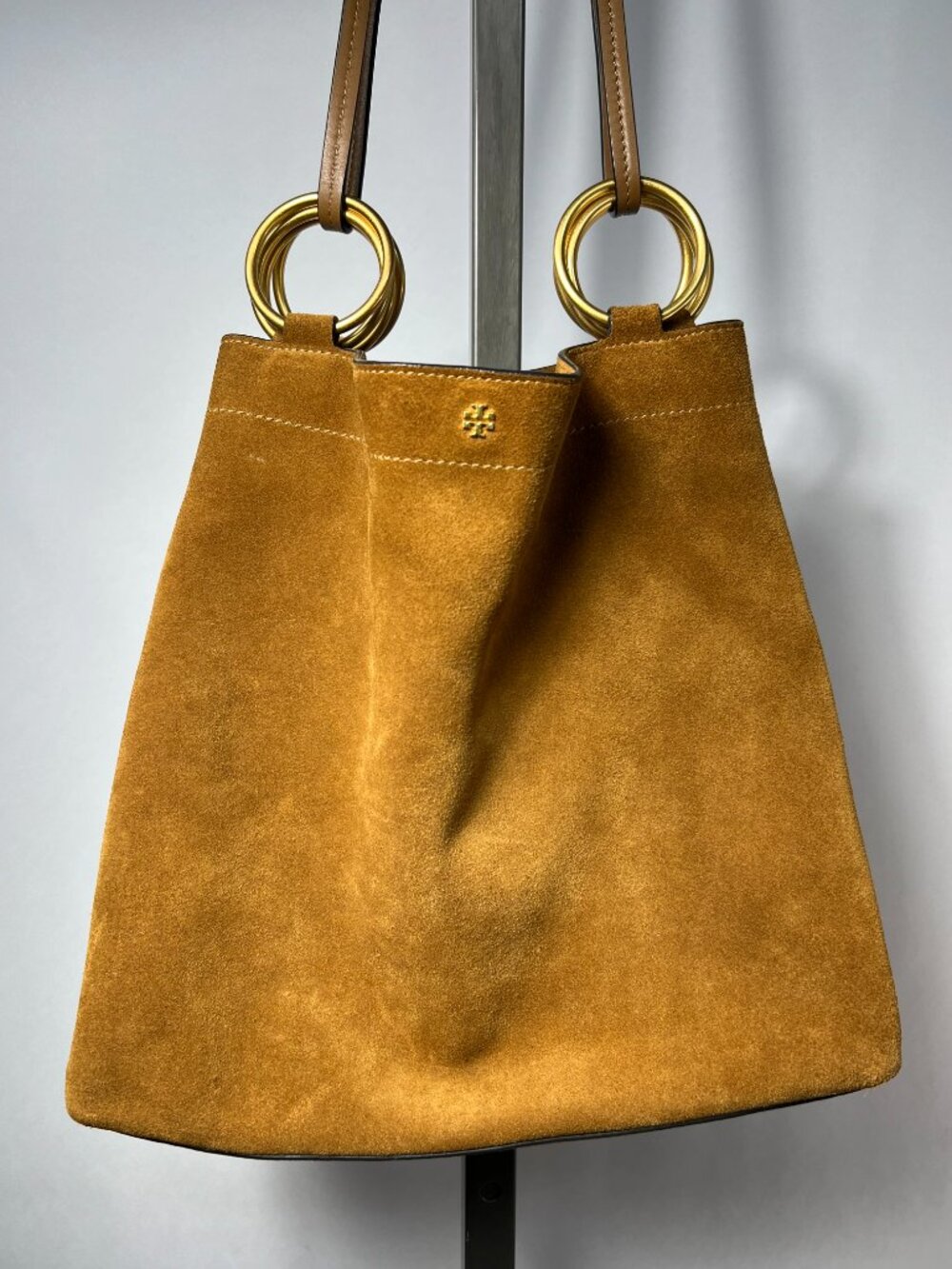 TORY BURCH Farrah Suede Tote Bag - Classic Brown/Tiramisu with Gold Hardware - Picture 2 of 10